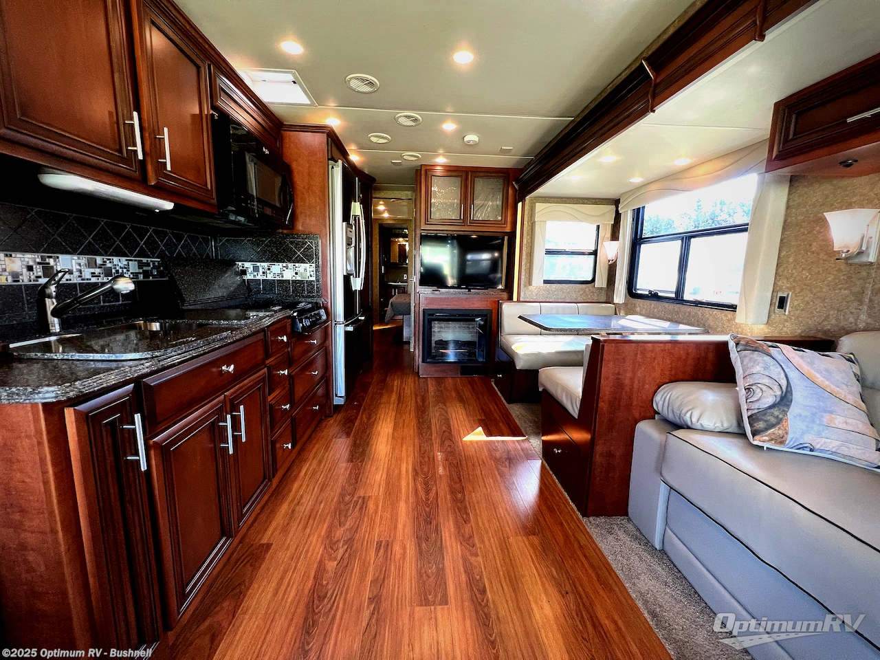 Used 2016 Newmar Canyon Star 3953 available in Bushnell, Florida