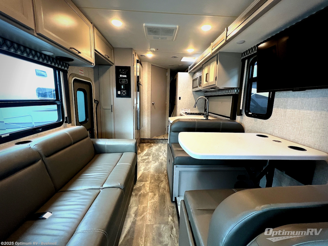 Used 2023 Thor Quantum LF31 available in Bushnell, Florida