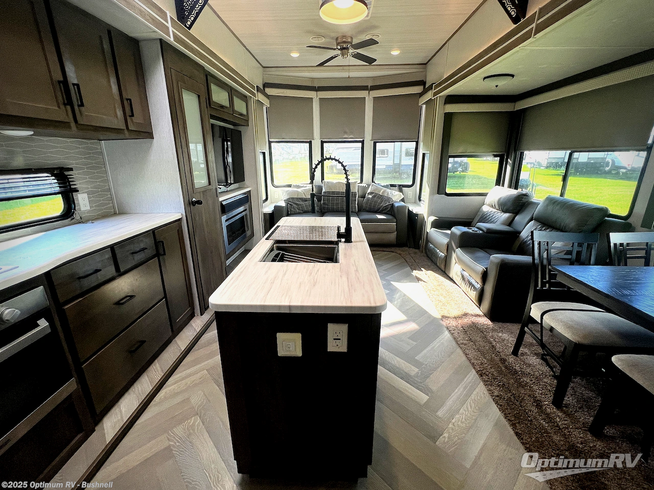 Used 2022 Forest River Wildwood Grand Lodge 42FLDL available in Bushnell, Florida