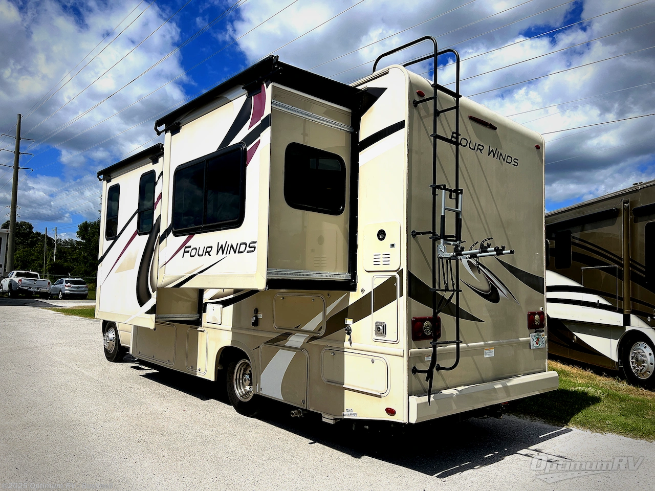 Call now about this 2020 Thor Four Winds Sprinter 24DS! 2020 Thor Four Winds Sprinter 24DS - Used Class C For Sale by Optimum RV - Bushnell in Bushnell, Florida features Slideout, Awning