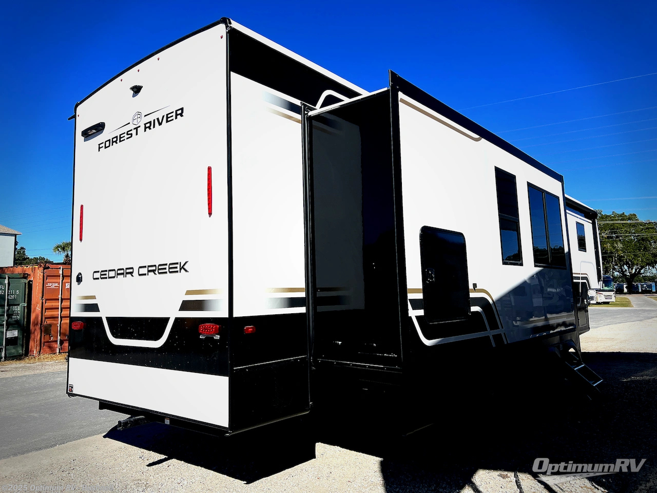 Contact us now about this 2026 Forest River Cedar Creek Experience 39RKB! 2026 Cedar Creek Experience 39RKB by Forest River from Optimum RV - Bushnell in Bushnell, Florida