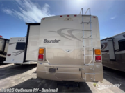 Used 2008 Fleetwood Bounder 38P available in Bushnell, Florida