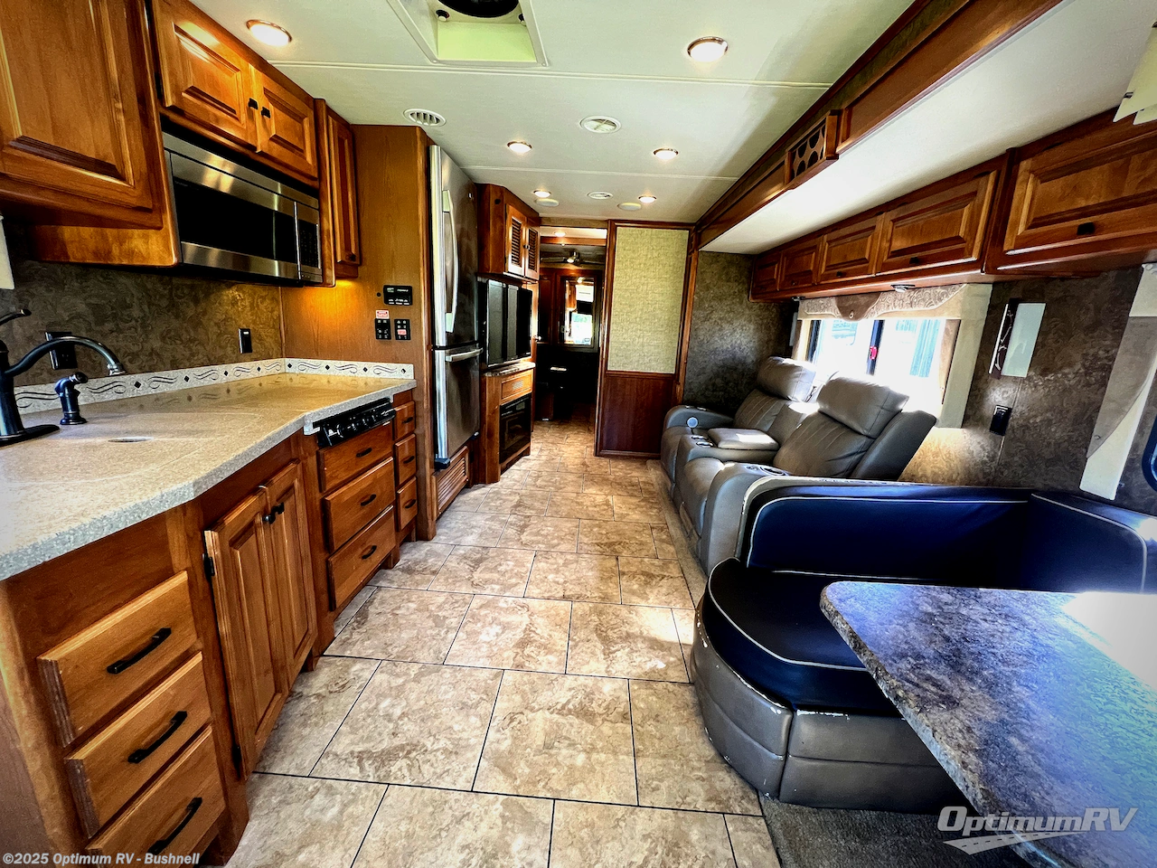 Used 2014 Tiffin Allegro 31 SA available in Bushnell, Florida