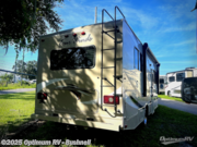 Call now about this 2017 Four Winds Four Winds 28Z! 2017 Four Winds Four Winds 28Z - Used Class C For Sale by Optimum RV - Bushnell in Bushnell, Florida features Slideout, Awning