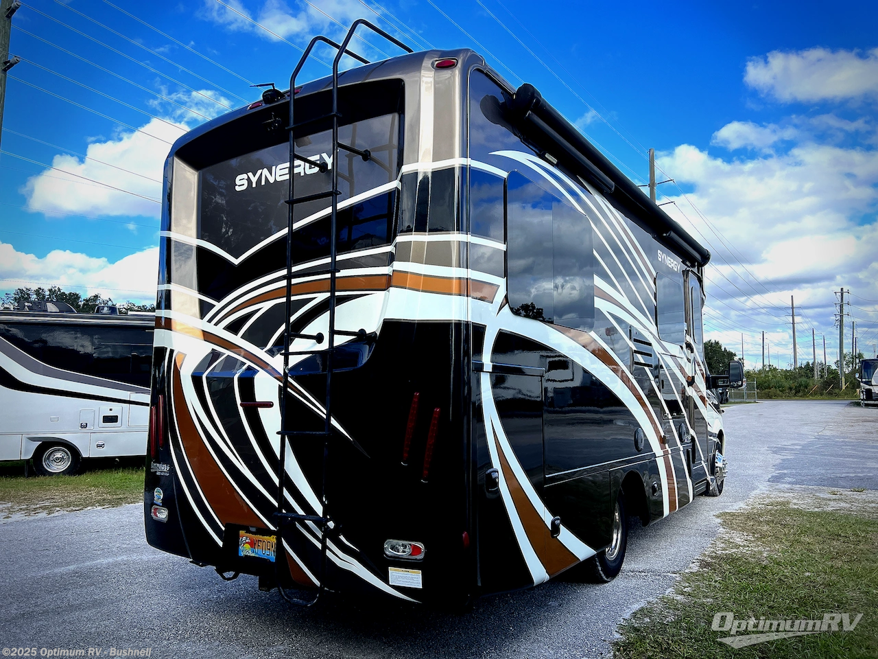 Contact us now about this 2018 Thor Synergy TT24! 2018 Synergy TT24 by Thor from Optimum RV - Bushnell in Bushnell, Florida