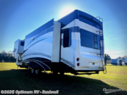 Call now about this 2017 Heartland Landmark Newport! 2017 Heartland Landmark Newport - Used Fifth Wheel For Sale by Optimum RV - Bushnell in Bushnell, Florida features Awning, Slideout