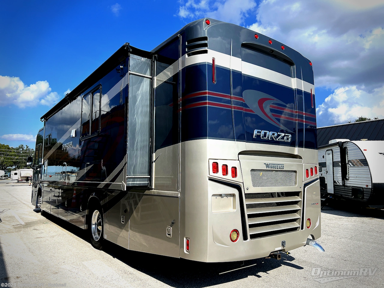 Call now about this 2019 Winnebago Forza 36G! 2019 Winnebago Forza 36G - Used Class A For Sale by Optimum RV - Bushnell in Bushnell, Florida features Awning, Slideout