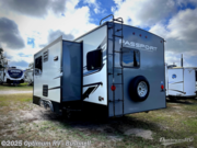 Call now about this 2021 Keystone Passport 229RK SL Series! 2021 Keystone Passport 229RK SL Series - Used Travel Trailer For Sale by Optimum RV - Bushnell in Bushnell, Florida features Awning, Slideout