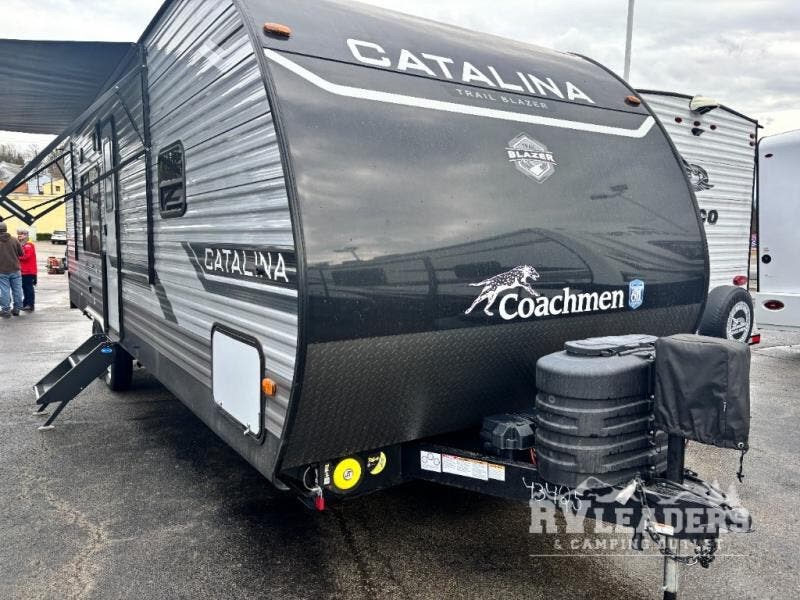 Contact us now about this 2024 Coachmen Catalina Trail Blazer 26TH! 2024 Catalina Trail Blazer 26TH by Coachmen from RV Leaders & Camping Outlet in Adamsburg, Pennsylvania