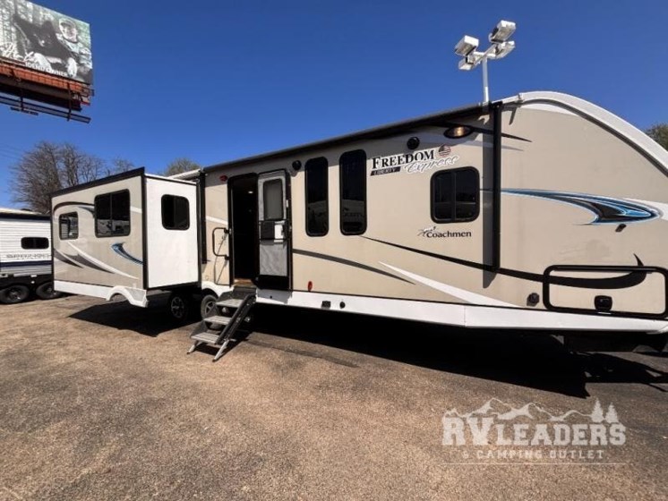 Email now about this 2019 Coachmen Freedom Express Liberty Edition 323BHDSLE! Used 2019 Coachmen Freedom Express Liberty Edition 323BHDSLE available in Adamsburg, Pennsylvania