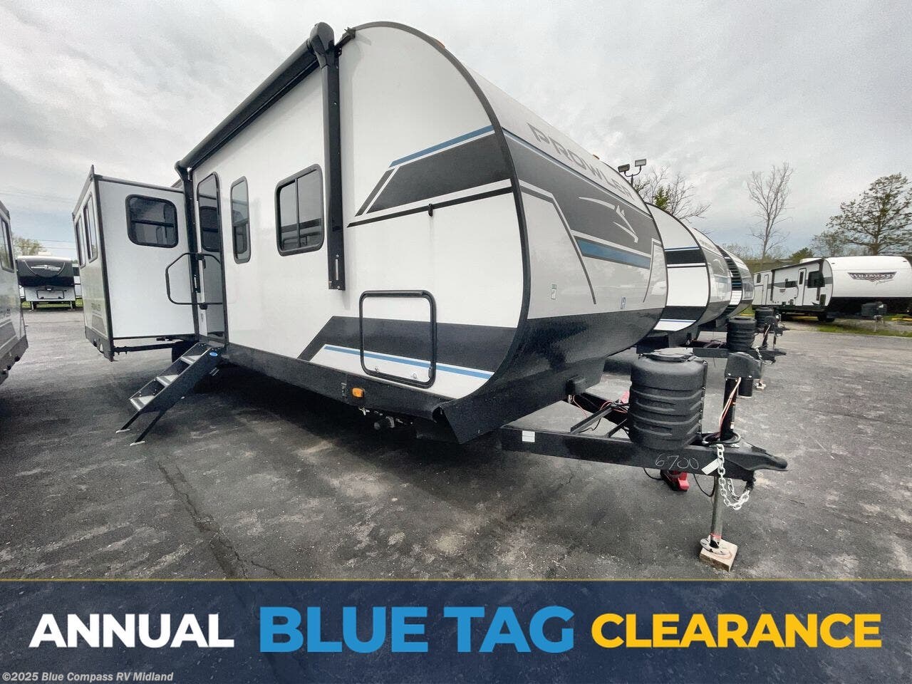 Email now about this 2025 Heartland Prowler 3009RL! New 2025 Heartland Prowler 3009RL available in Midland, Michigan