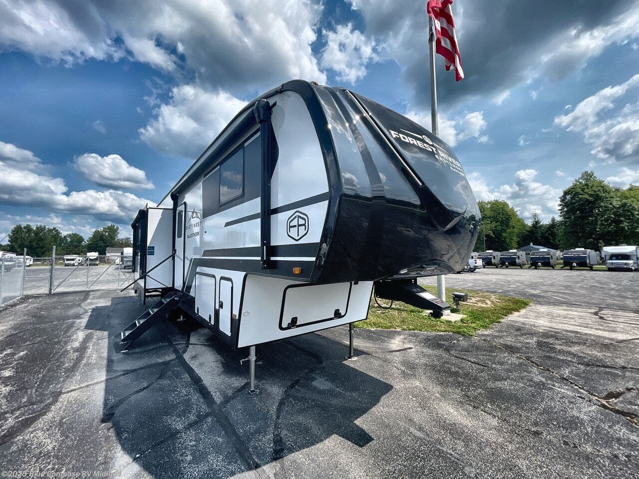 Contact us now about this 2026 East to West Blackthorn 3400R-OK! 2026 Blackthorn 3400R-OK by East to West from Blue Compass RV Midland in Midland, Michigan