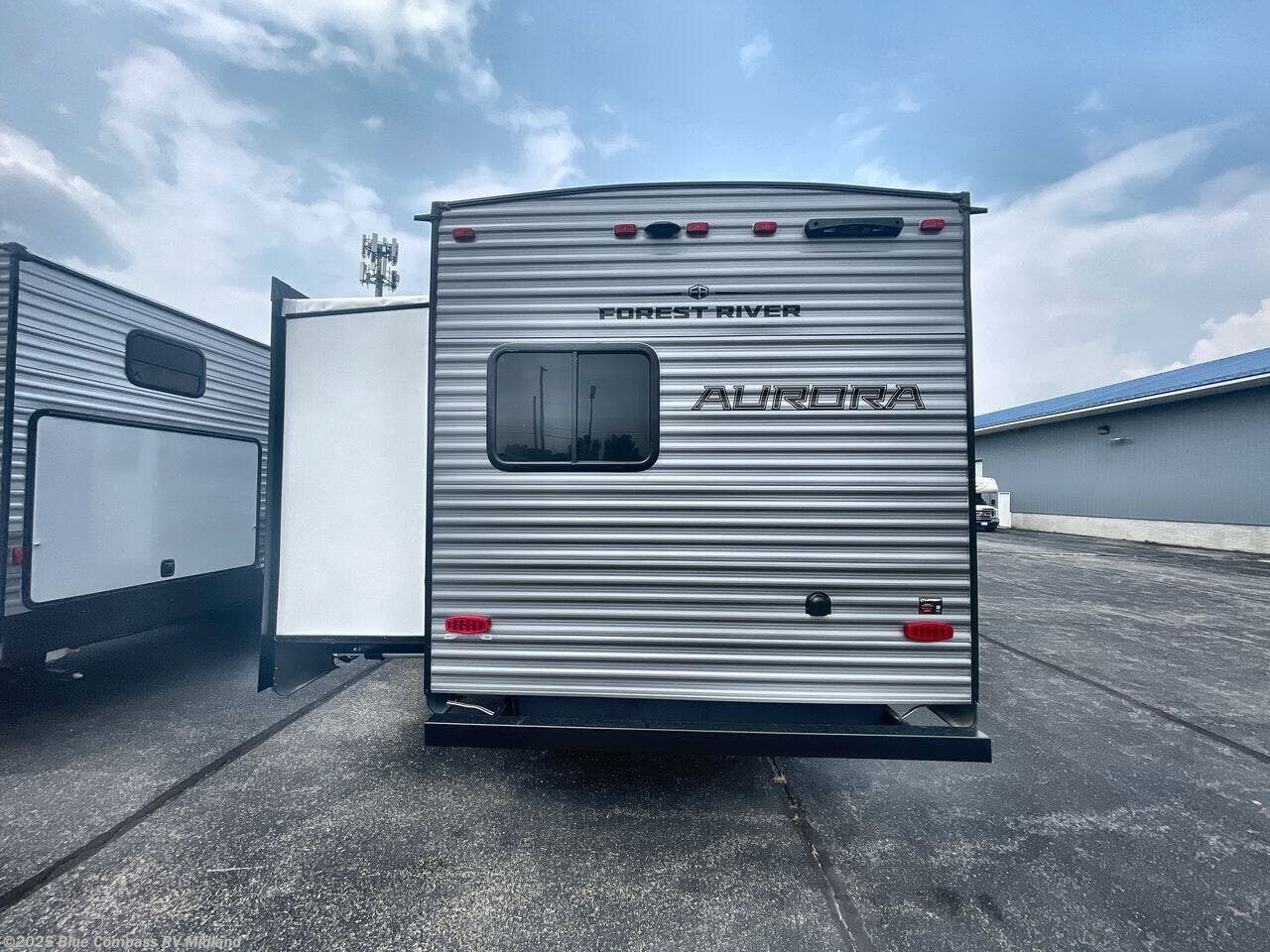 Contact us now about this 2026 Forest River Aurora 34BHTS! 2026 Aurora 34BHTS by Forest River from Blue Compass RV Midland in Midland, Michigan