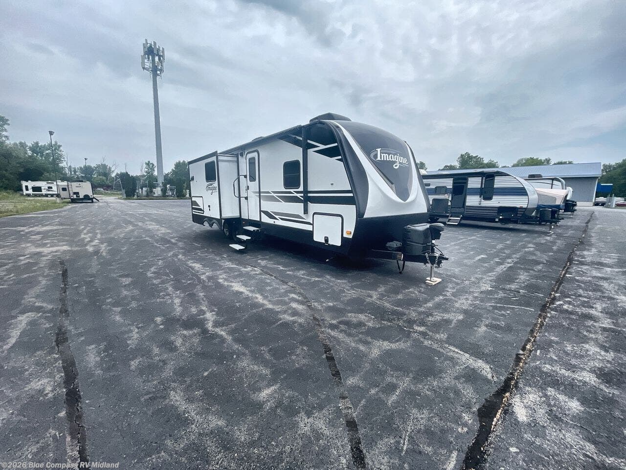 Contact us now about this 2020 Grand Design Imagine 2670MK! 2020 Imagine 2670MK by Grand Design from Blue Compass RV Midland in Midland, Michigan