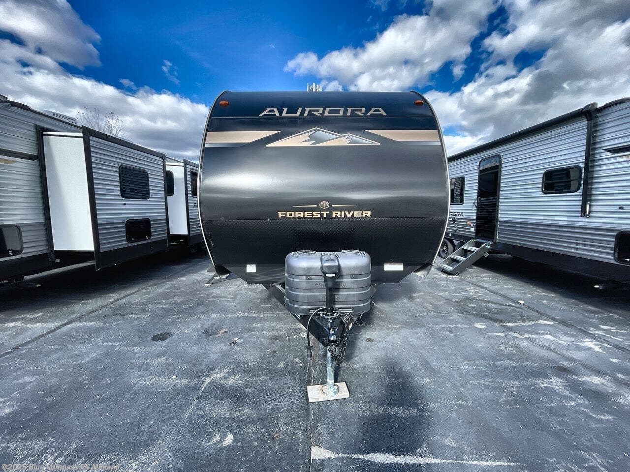 Contact us now about this 2026 Forest River Aurora 27DBH! 2026 Aurora 27DBH by Forest River from Blue Compass RV Midland in Midland, Michigan