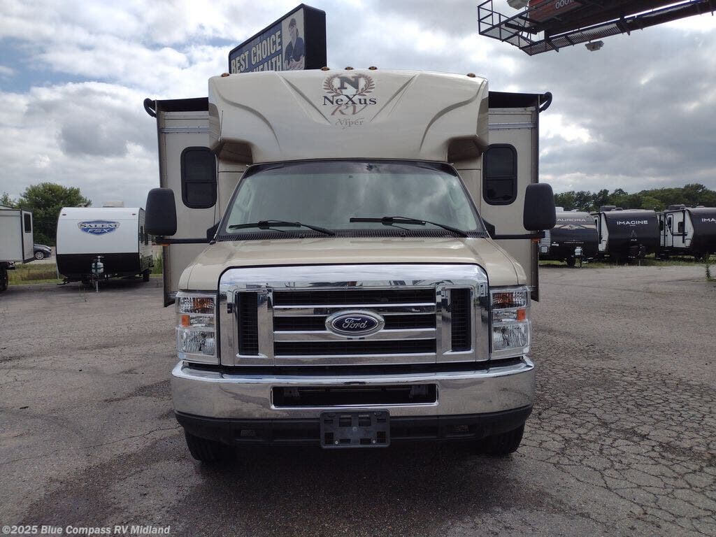 Contact us now about this 2017 Nexus Viper 29v! 2017 Viper 29v by Nexus from Blue Compass RV Midland in Midland, Michigan