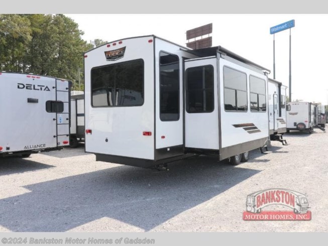 2024 Wildwood Lodge 40RLB by Forest River from Bankston Motor Homes of Gadsden in Attalla, Alabama