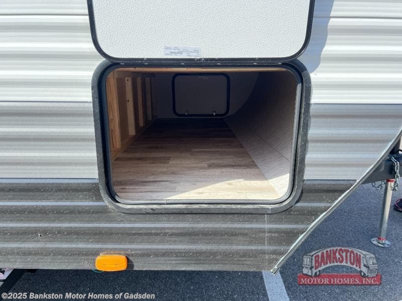 Contact us now about this 2025 Gulf Stream Ameri-Lite Ultra Lite 279BH! 2025 Ameri-Lite Ultra Lite 279BH by Gulf Stream from Bankston Motor Homes of Gadsden in Attalla, Alabama