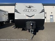 Call now about this 2025 Jayco Jay Flight 225MLSW! 2025 Jayco Jay Flight 225MLSW - New Travel Trailer For Sale by Blue Compass RV Medford in Medford, Oregon