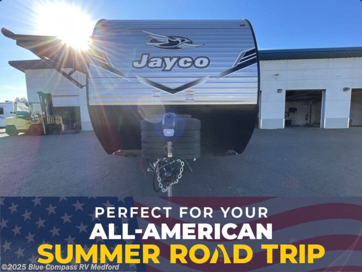Email now about this 2025 Jayco Jay Flight SLX 261BHSW! New 2025 Jayco Jay Flight SLX 261BHSW available in Medford, Oregon