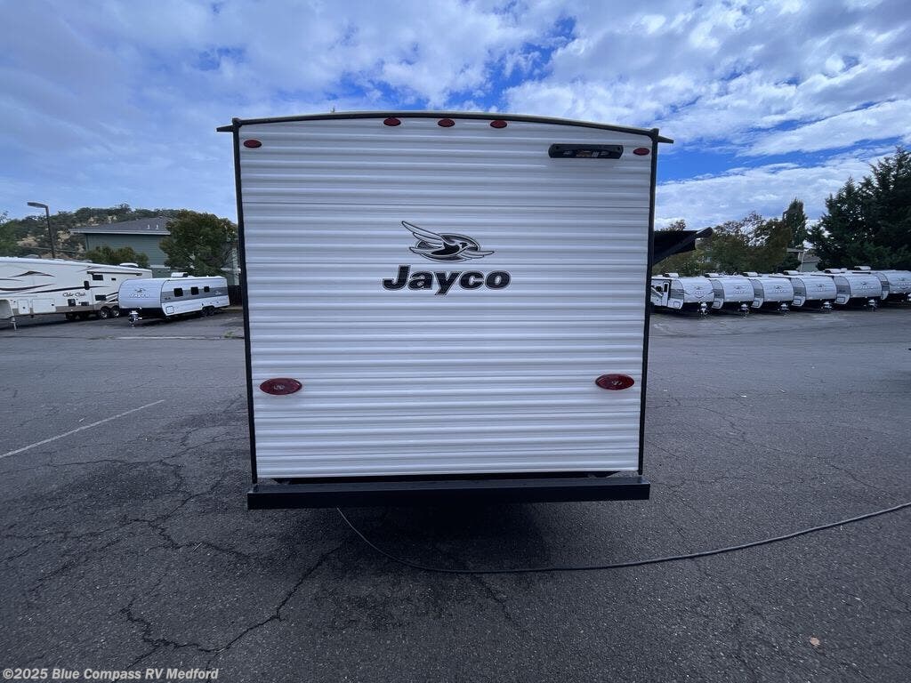 New 2026 Jayco Jay Flight SLX 250BHW available in Medford, Oregon