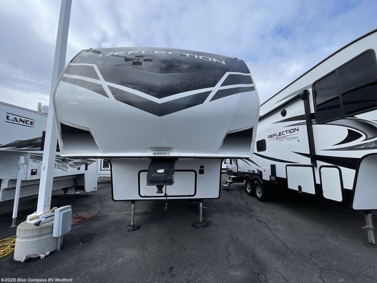 Contact us now about this 2021 Grand Design Reflection 150 Series 290BH! 2021 Reflection 150 Series 290BH by Grand Design from Blue Compass RV Medford in Medford, Oregon