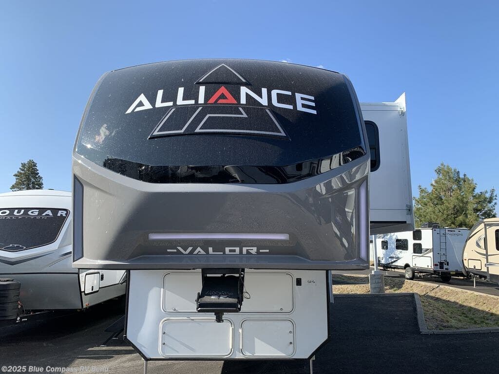 New 2025 Alliance RV Valor 40V13 available in Bend, Oregon
