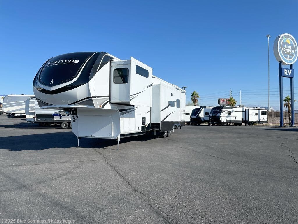 New 2025 Grand Design Solitude 391DL available in Las Vegas, Nevada