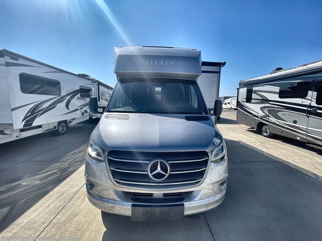 Call now about this 2021 Tiffin Wayfarer 25RW! 2021 Tiffin Wayfarer 25RW - Used Class A For Sale by Blue Compass RV Las Vegas in Las Vegas, Nevada