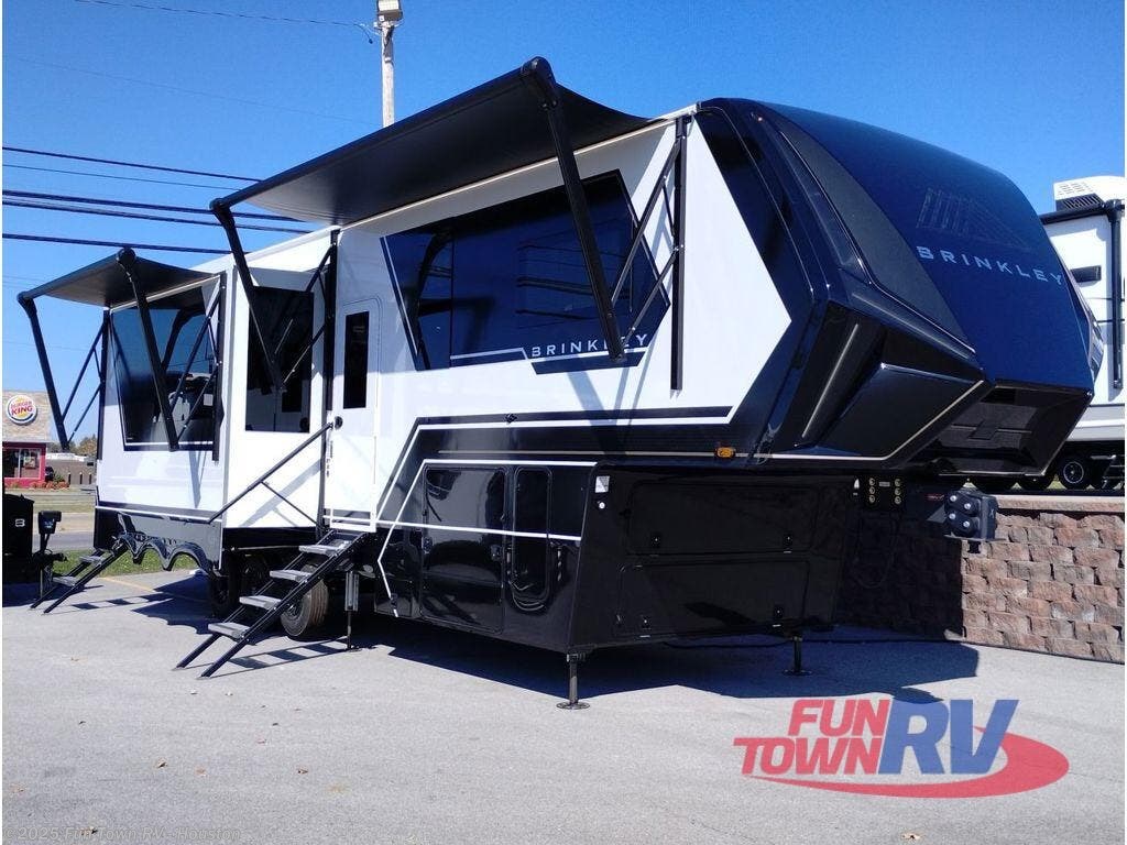Email now about this 2025 Brinkley RV Model G 3250! New 2025 Brinkley RV Model G 3250 available in Wharton, Texas