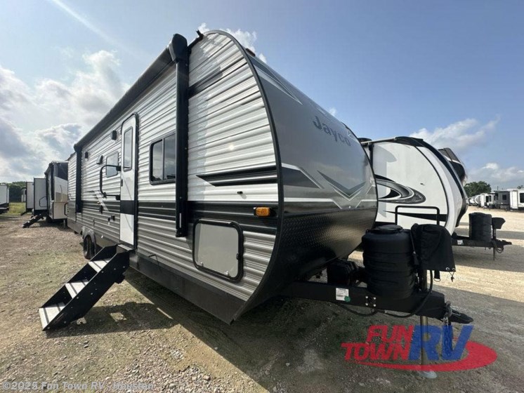 Email now about this 2024 Jayco Jay Flight 284BHS! Used 2024 Jayco Jay Flight 284BHS available in Wharton, Texas