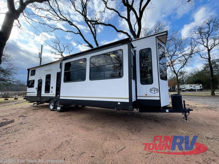 Email now about this 2025 Forest River Wildwood Grand Lodge 42FLDL! New 2025 Forest River Wildwood Grand Lodge 42FLDL available in Wharton, Texas