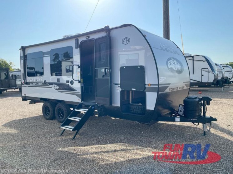 Email now about this 2026 Forest River Cherokee Grey Wolf Black Label 18RRBL! New 2026 Forest River Cherokee Grey Wolf Black Label 18RRBL available in Wharton, Texas