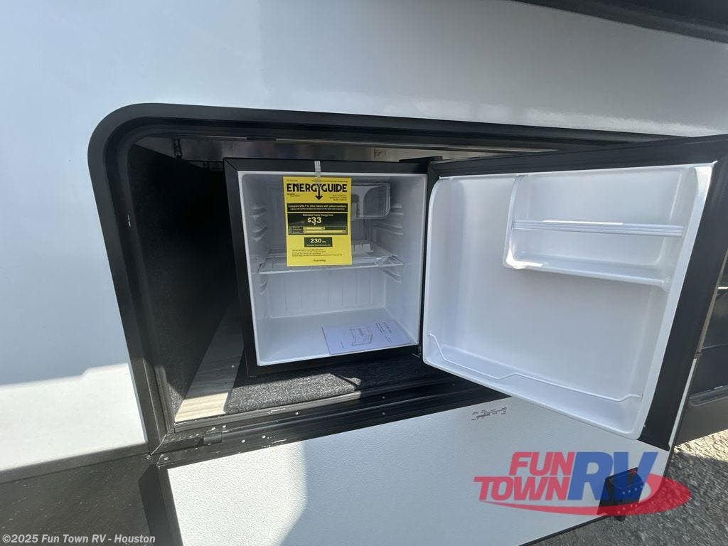 Contact us now about this 2026 Forest River Sandpiper 3800RK! 2026 Sandpiper 3800RK by Forest River from Fun Town RV - Houston in Wharton, Texas