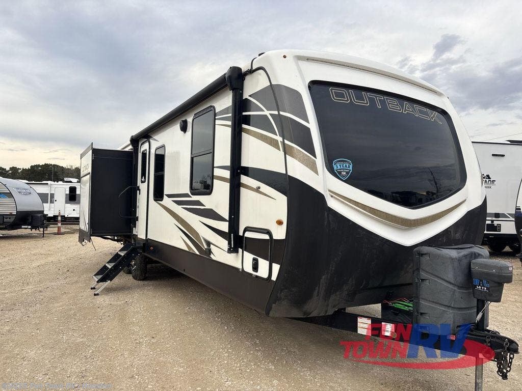 Email now about this 2022 Keystone Outback 332ML! Used 2022 Keystone Outback 332ML available in Wharton, Texas