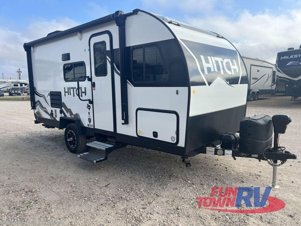 Email now about this 2022 Cruiser RV Hitch 17BHS! Used 2022 Cruiser RV Hitch 17BHS available in Wharton, Texas
