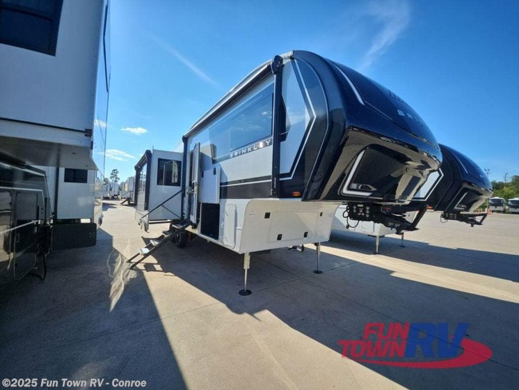 Email now about this 2026 Brinkley RV Model Z 2900! New 2026 Brinkley RV Model Z 2900 available in Conroe, Texas