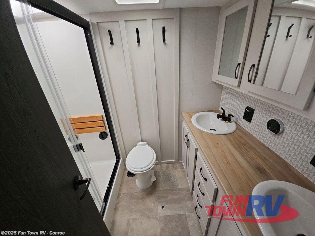 Contact us now about this 2026 Coachmen Brookstone 374RK! 2026 Brookstone 374RK by Coachmen from Fun Town RV - Conroe in Conroe, Texas