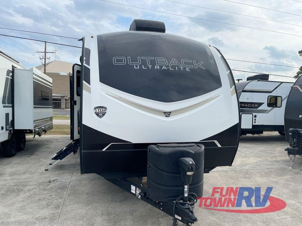 Email now about this 2021 Keystone Outback Ultra Lite 292URL! Used 2021 Keystone Outback Ultra Lite 292URL available in Conroe, Texas