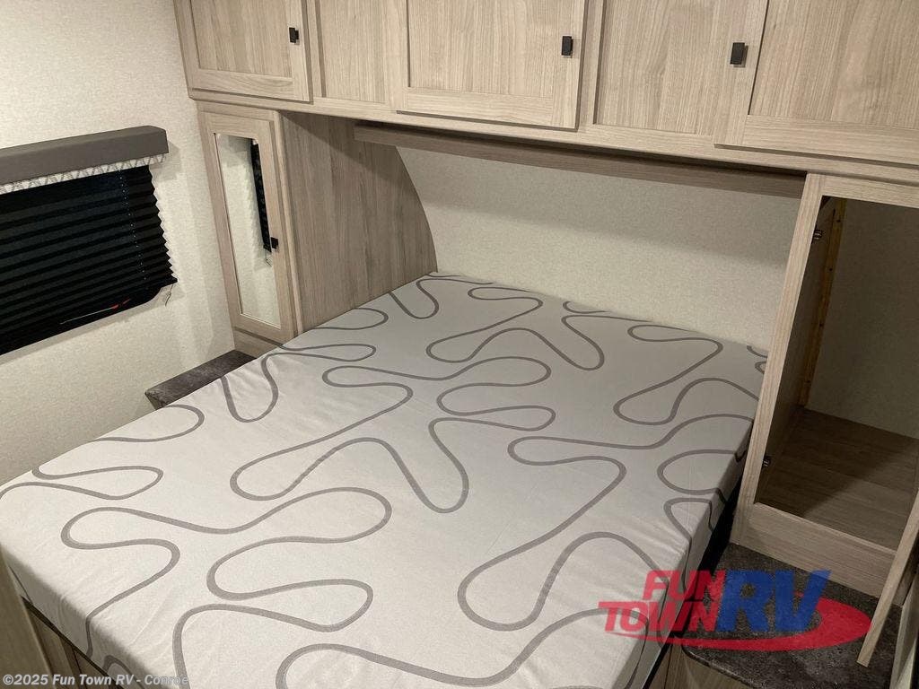 Contact us now about this 2024 Coachmen Northern Spirit Ultra Lite 3272BH! 2024 Northern Spirit Ultra Lite 3272BH by Coachmen from Fun Town RV - Conroe in Conroe, Texas