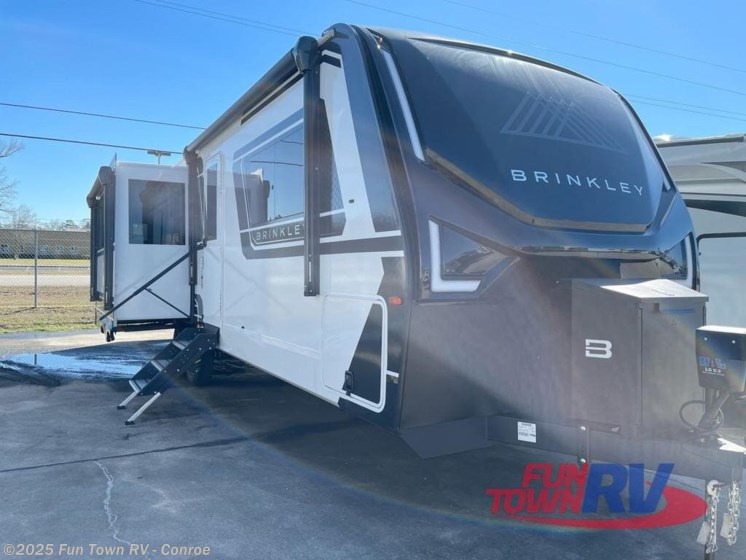 Email now about this 2024 Brinkley RV Model Z AIR AIR 295! Used 2024 Brinkley RV Model Z AIR AIR 295 available in Conroe, Texas