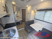 Contact us now about this 2025 Gulf Stream Yellowstone Y6237LE! 2025 Yellowstone Y6237LE by Gulf Stream from Fun Town RV - Denton in Denton, Texas