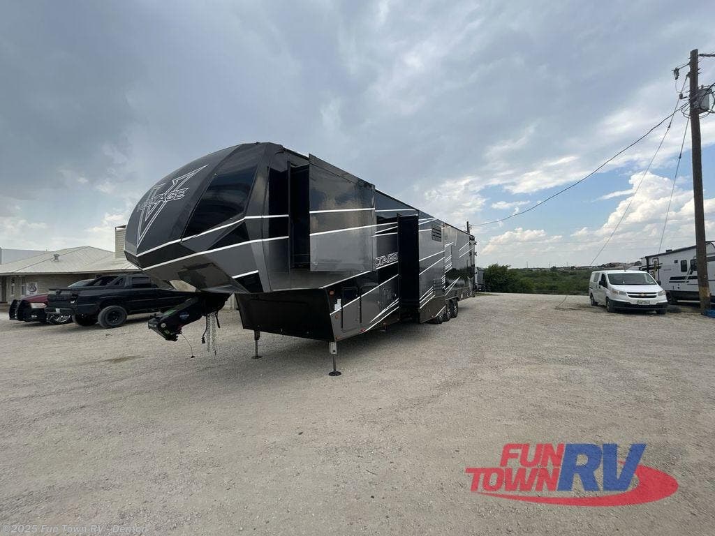 Contact us now about this 2021 Dutchmen Voltage 4135! 2021 Voltage 4135 by Dutchmen from Fun Town RV - Denton in Denton, Texas
