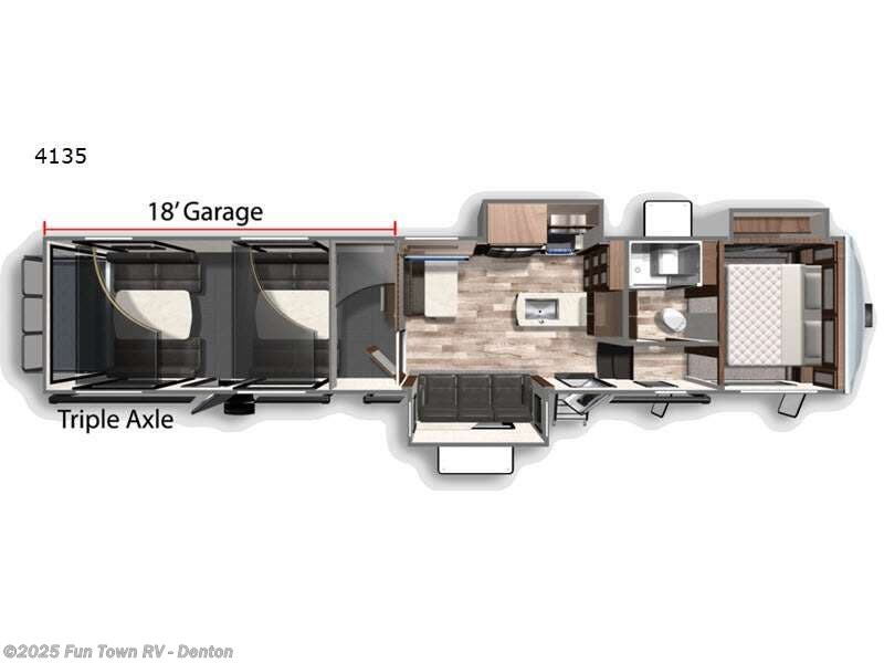 Call now about this 2021 Dutchmen Voltage 4135! 2021 Dutchmen Voltage 4135 - Used Toy Hauler For Sale by Fun Town RV - Denton in Denton, Texas features Slideout