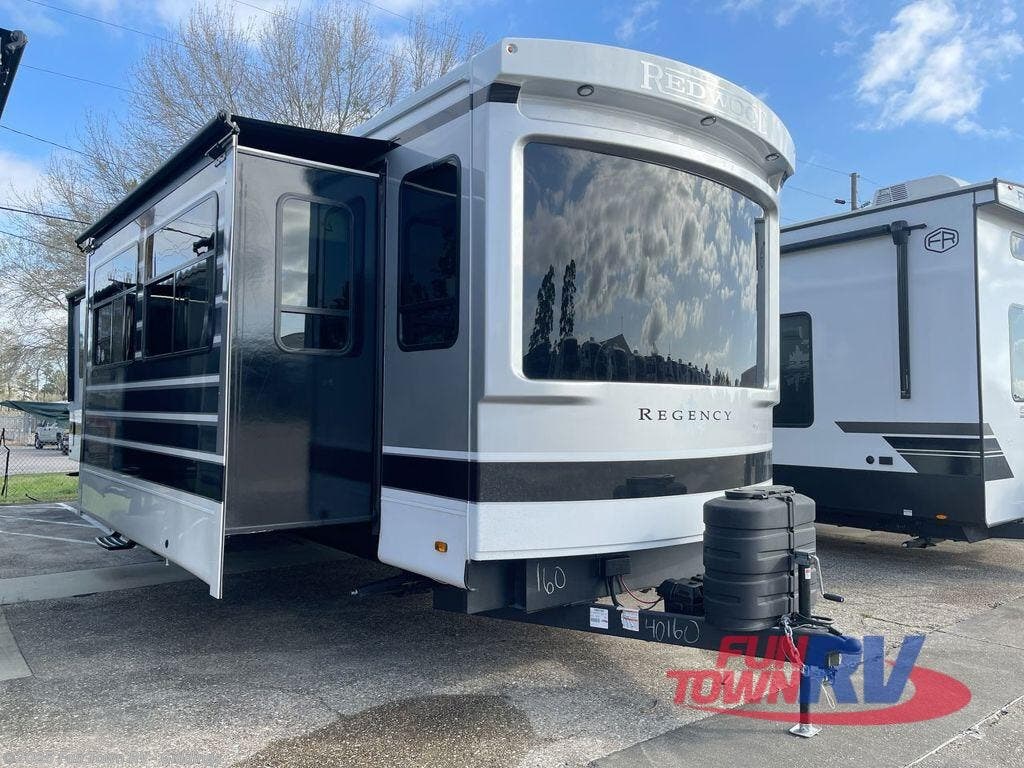 Email now about this 2025 Redwood RV Regency 3721FDB! New 2025 Redwood RV Regency 3721FDB available in Giddings, Texas