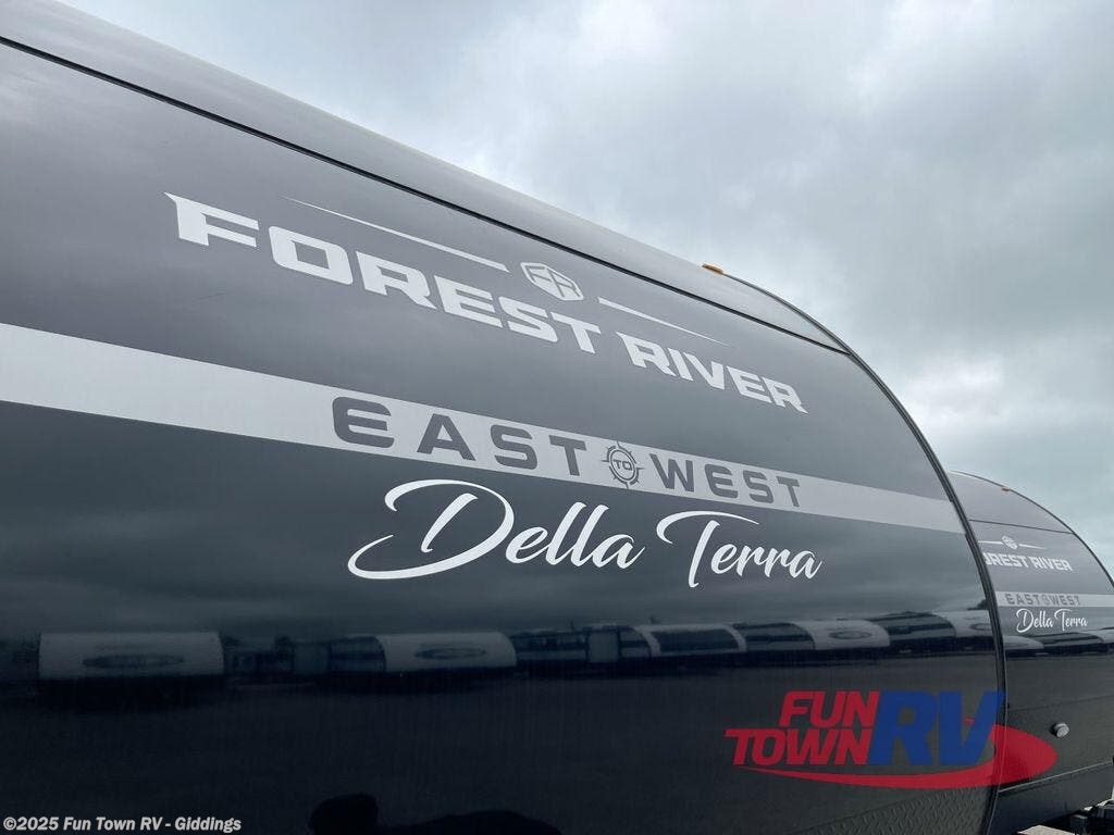 Contact us now about this 2025 East to West Della Terra 272RL! 2025 Della Terra 272RL by East to West from Fun Town RV - Giddings in Giddings, Texas