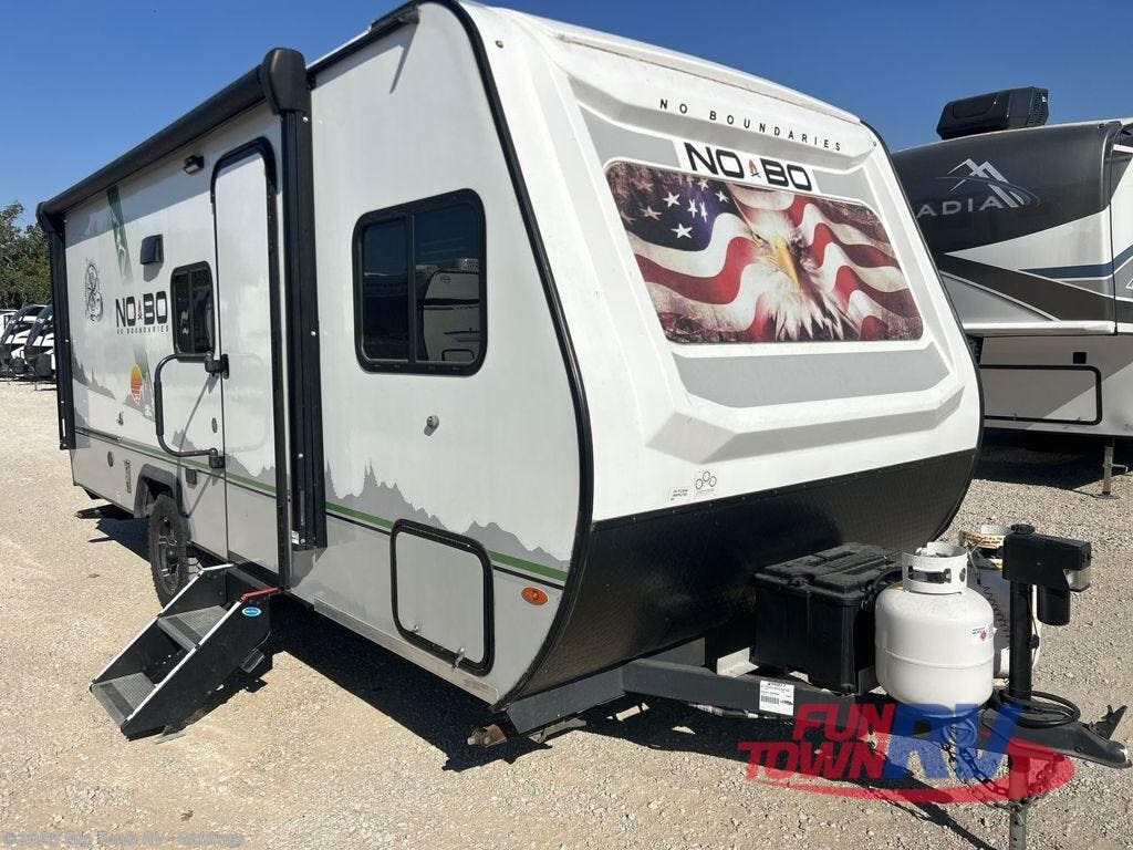 Contact us now about this 2022 Forest River No Boundaries NB19.8! 2022 No Boundaries NB19.8 by Forest River from Fun Town RV - Giddings in Giddings, Texas
