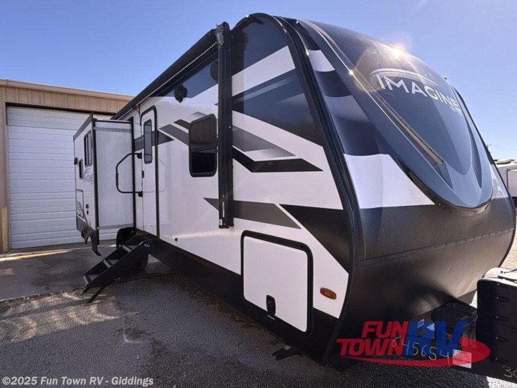 Email now about this 2023 Grand Design Imagine 2670MK! Used 2023 Grand Design Imagine 2670MK available in Giddings, Texas
