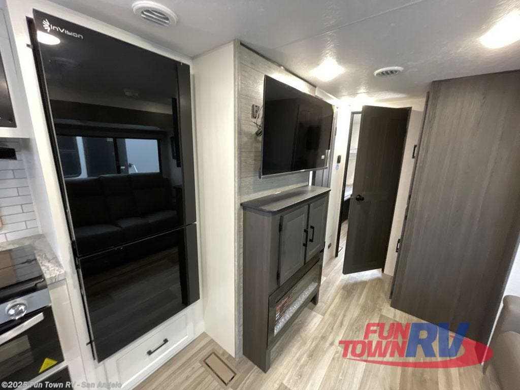 New 2025 Venture RV Stratus SR291VQB available in San Angelo, Texas