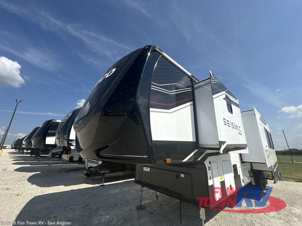 New 2026 Jayco Seismic 413 available in San Angelo, Texas